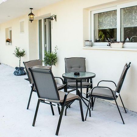 Apartment Verica In Duce - 20 Meters From The Beach ดูกีรัท ภายนอก รูปภาพ
