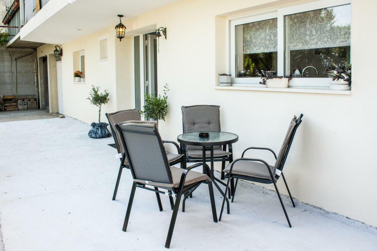 Apartment Verica In Duce - 20 Meters From The Beach ดูกีรัท ภายนอก รูปภาพ