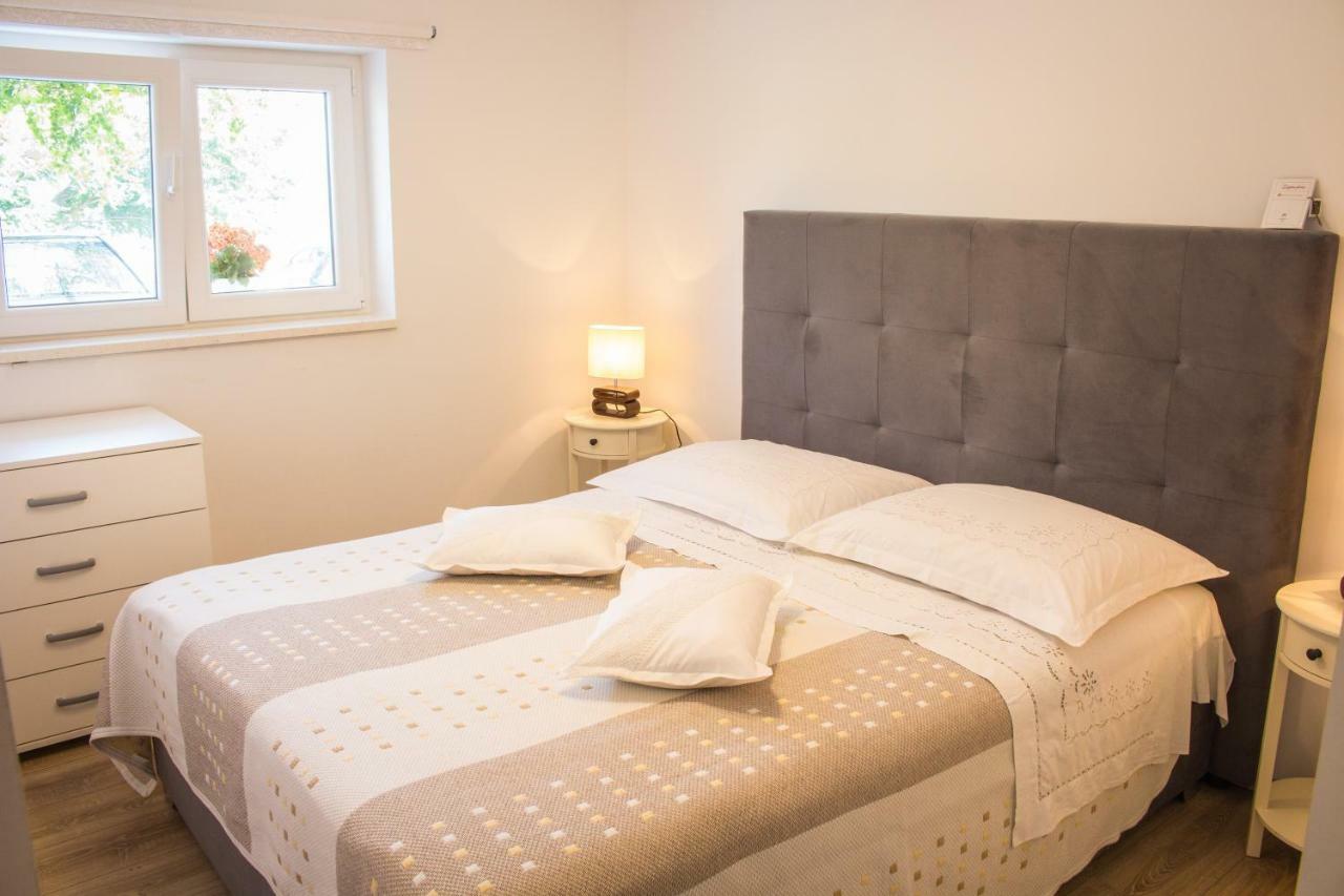 Apartment Verica In Duce - 20 Meters From The Beach ดูกีรัท ภายนอก รูปภาพ