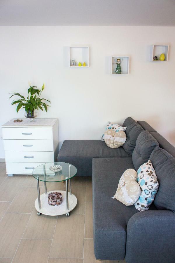 Apartment Verica In Duce - 20 Meters From The Beach ดูกีรัท ภายนอก รูปภาพ